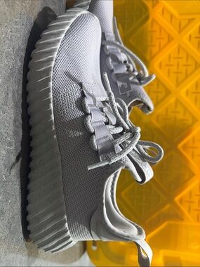 Women’s Adidas Kaptir Flow 'Glory Grey' (SKU: ID1294) NWOT